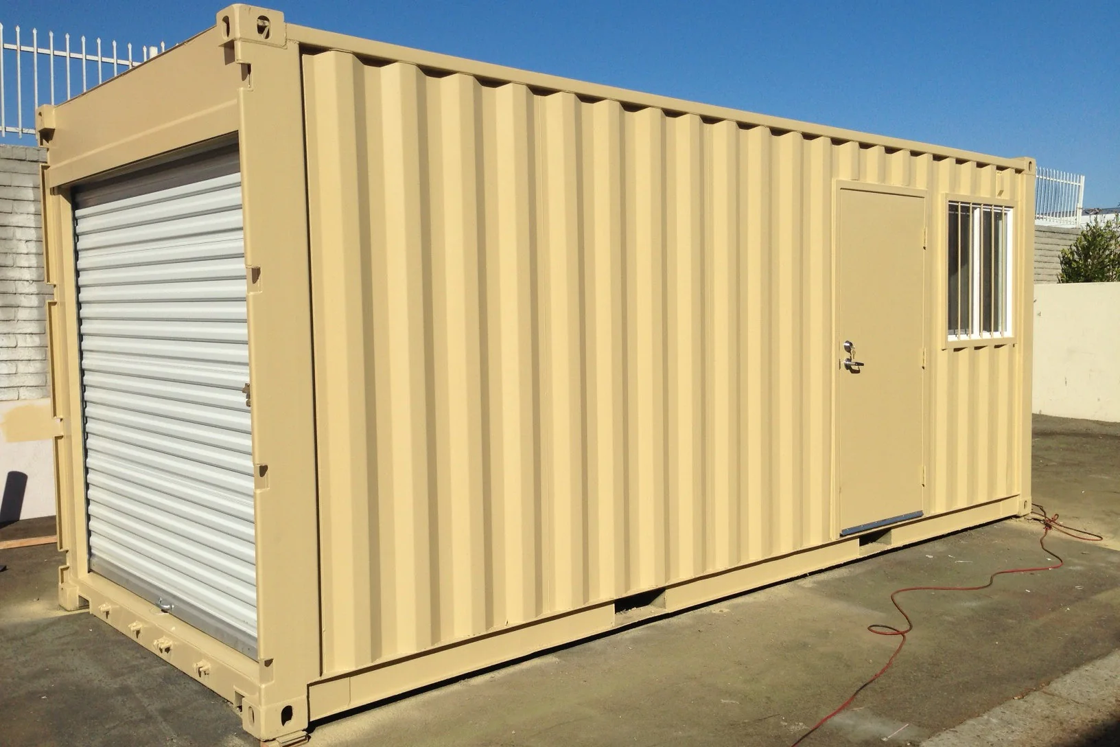 16Ft Opslagcontainer Met Roldeur