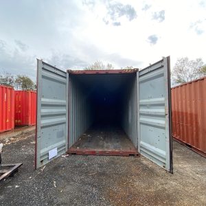 Clean 40ft Zeecontainer.