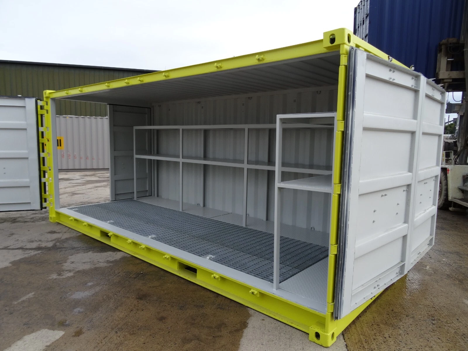 Zeecontainers 20 ft Bunded stores conversions