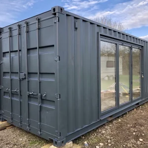Converted Zeecontainer Kantoorunit Gym 20ft