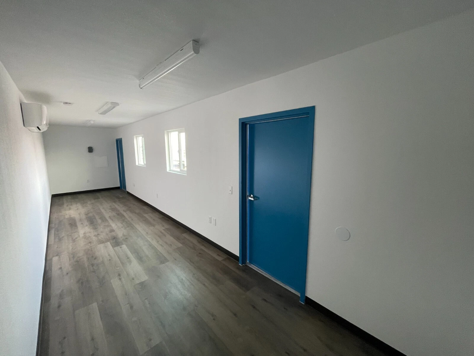 40ft Zeecontainer Kantoorunit met ADA Toilet - Afbeelding 5