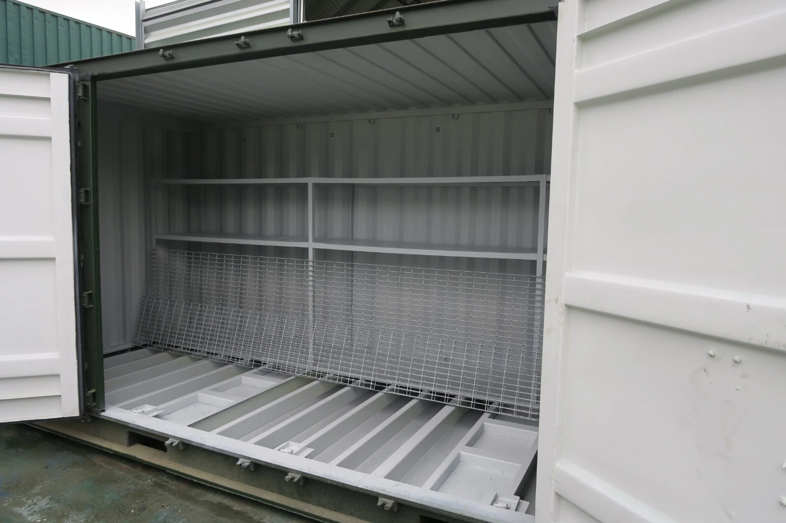 Zeecontainers 20 ft Bunded stores conversions - Afbeelding 3