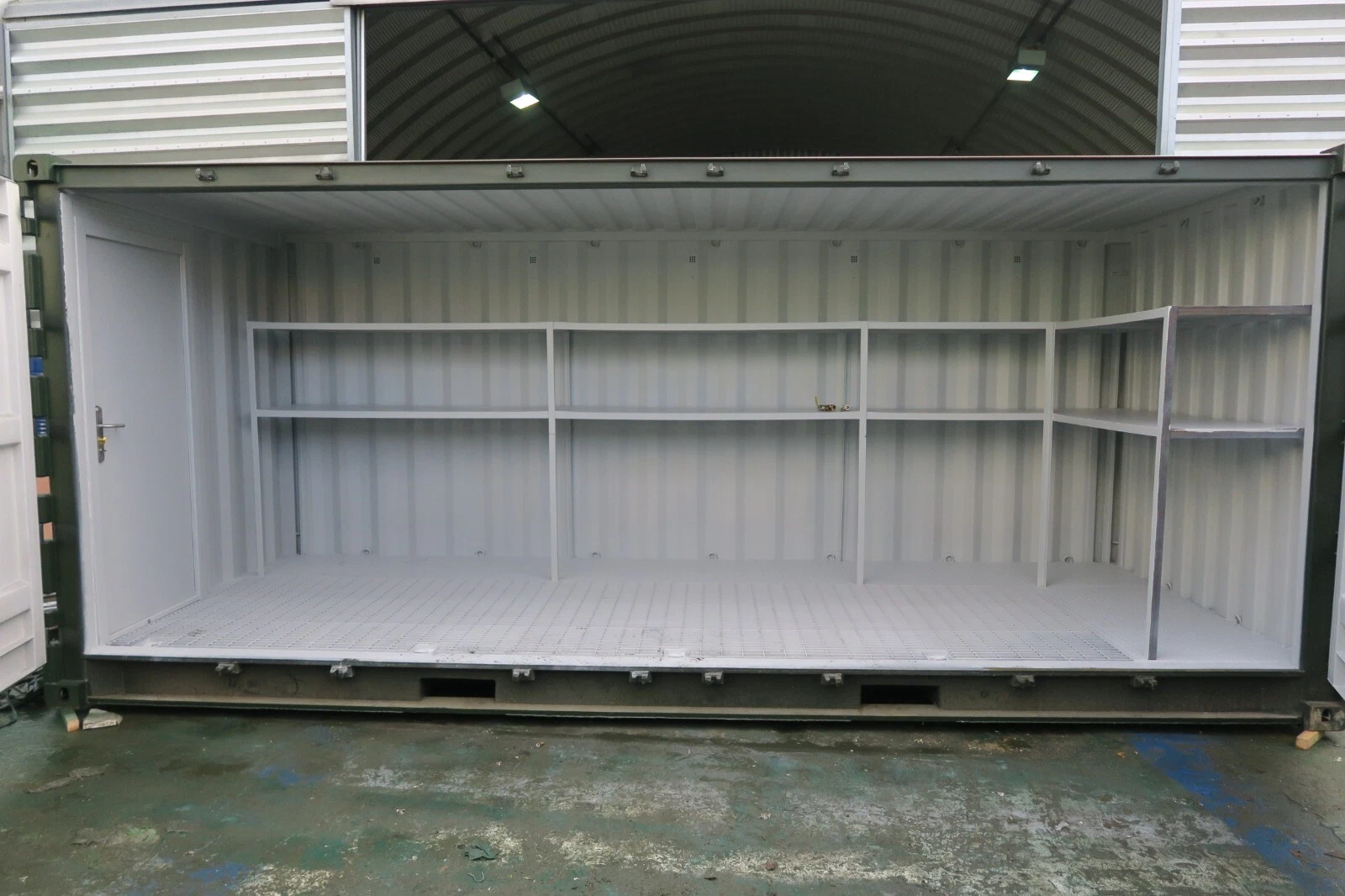 Zeecontainers 20 ft Bunded stores conversions - Afbeelding 2